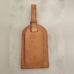 Louis Vuitton Leather Luggage Travel Tag Accessorie Women's Men's